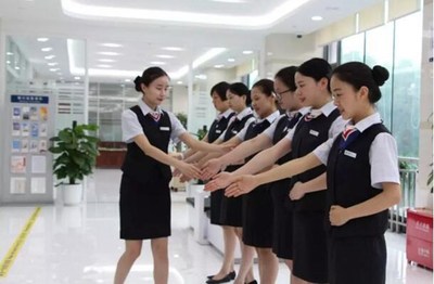 交行重慶兩江新區(qū)分行營業(yè)室 以“五度”服務智慧兩江 廣告設計
